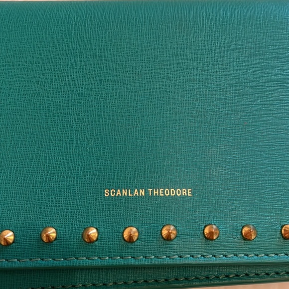 Scanlan Theodore jade studded clutch wallet on gold chain - Picture 2 of 6